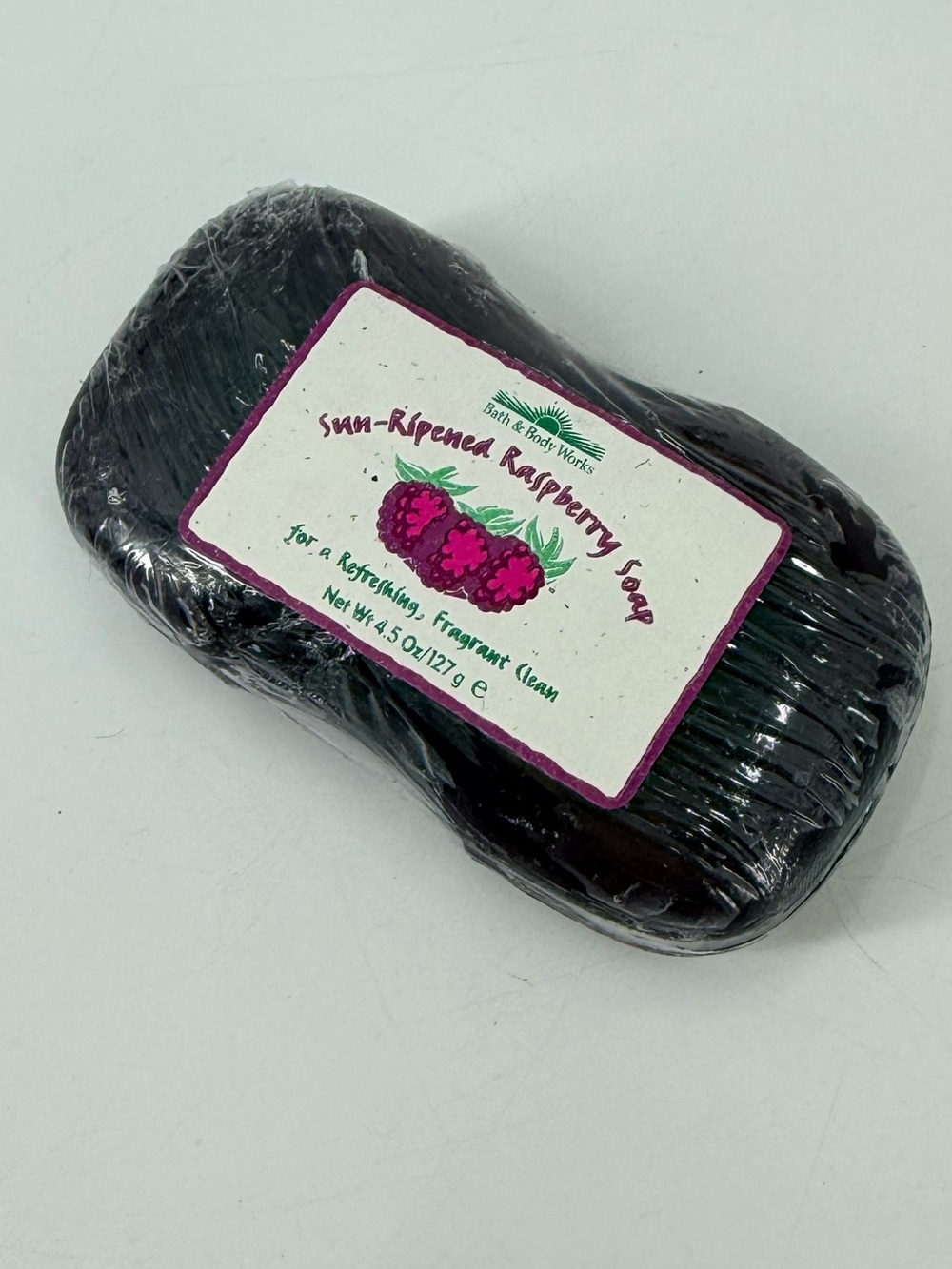 DEADSTOCK Vintage Bath & Body Works Sun-Ripened Raspberry Glycerin Soap 4.5oz
